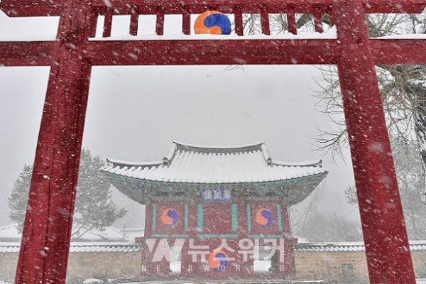 (재)한국의서원 통합보존관리단 주최 홍보콘텐츠 공모전에서 우수상을 수상한 장성 필암서원의 겨울