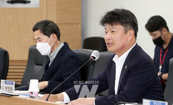 박창환 정무부지사, 초강력 레이저 연구시설 유치 전략회의