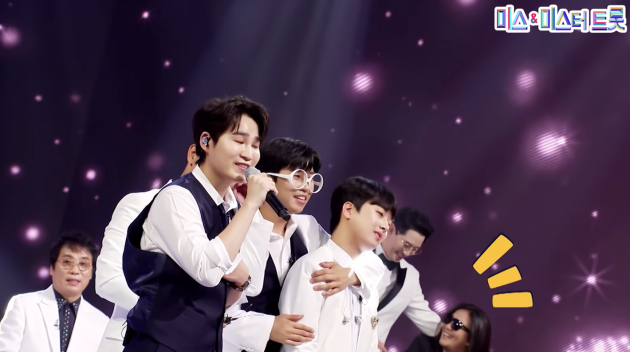 가수 김희재의 '남자는 말합니다' 무대 중에서 <사진=미스 앤 미스터 트롯>