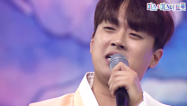 이찬원의 '청춘을 돌려다오' [사진=미스 앤 미스터 트롯]