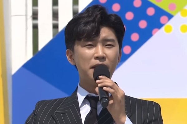 '전국노래자랑'에 어엿한 초대가수로 돌아온 임영웅 [사진=KBS StarTV]