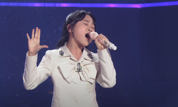 김다현의 '사랑님' 무대 [사진=KBS 레전드 케이팝]