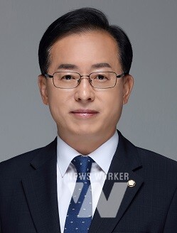 더불어민주당 김경만 국회의원(비례대표, 산업통상자원중소벤처기업위원회)