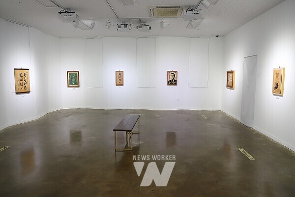 조희룡 미술관 1, 2층 전시 전경