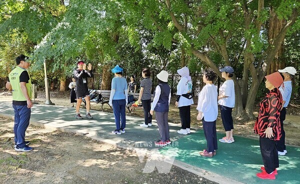 서구는 16일부터 걷기지도자 2급 자격증을 보유하고 있는 40명을 대상으로 ‘멘토링 프로그램’을 운영한다.