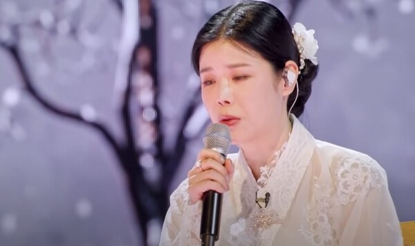 국악 트로트 '한오백년' 무대로 또 감동을 준 린 [사진=MBN MUSIC]