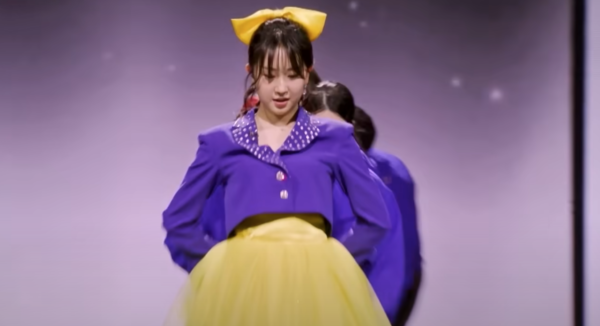 화려한 댄스가 인상적인 전유진의 '남이가' [사진=MBN MUSIC]