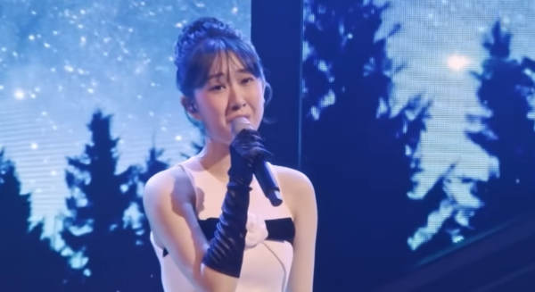 고난도곡 '달맞이꽃'을 부르는 전유진 [사진=MBN MUSIC]