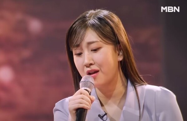 전유진이 '현역가왕' 마지막 경연 무대에서 부른 '옛 시인의 노래' [사진=MBN MUSIC]
