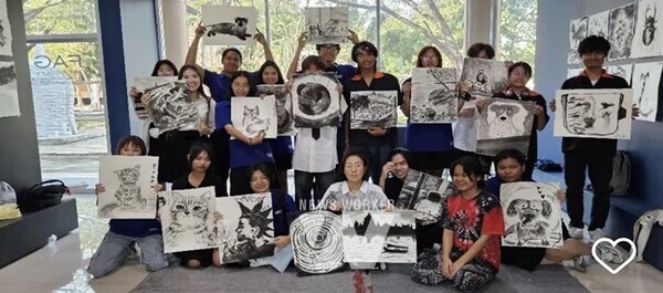 전남문화재단(대표 김은영)은 태국 RMUTT대학(라자망갈라공과대학) 내 미술관(FAG art gallery)에서 지난 23일부터 오는 29일까지 수묵전시인 'Thailand night'展이 열린다