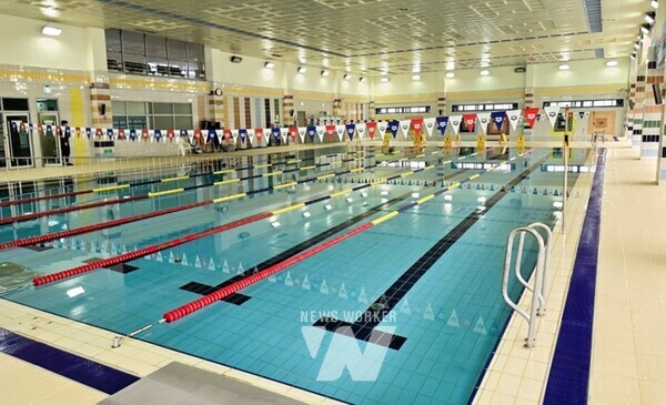 장성군이 체육시설 정비를 위해 일부 시설을 휴장한다. 사진은 장성실내수영장