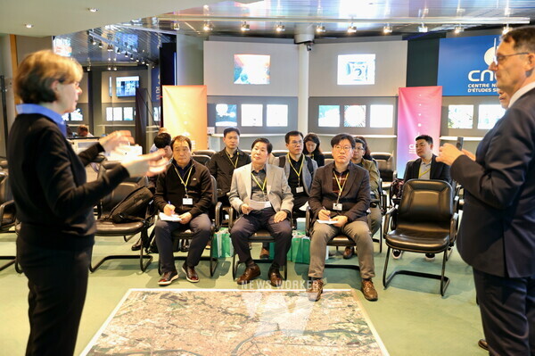 공영민 고흥군수, 프랑스 국립우주연구센터(CNES) 방문