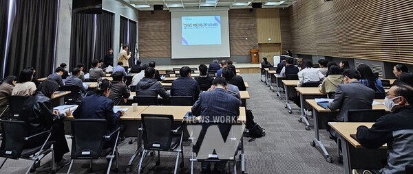 전라남도는 지역혁신 중심 대학지원체계(RISE)에 대한 지역 대학의 관심과 이해도를 높이기 위해 8일 목포대학교를 시작으로 2주간 18개 일반·전문대학을 대상으로 ‘전남 RISE사업 대학 순회 설명회’를 개최한다.