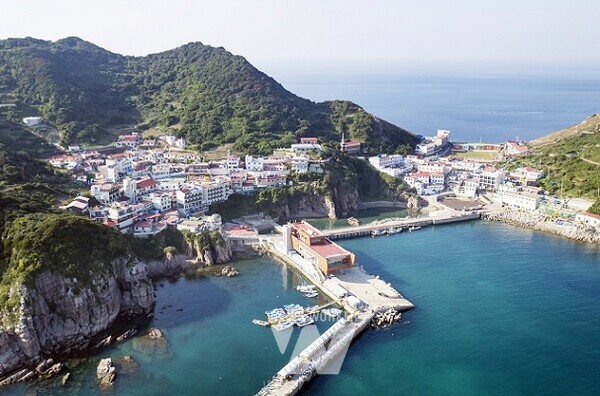 흑산도 홍도마을