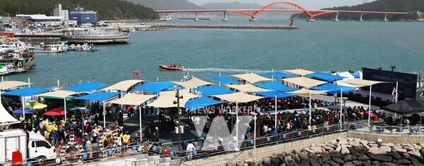 ‘2024년 제8회 마량놀토수산시장’이 완연한 봄과 함께 오는 27일 돌아온다.