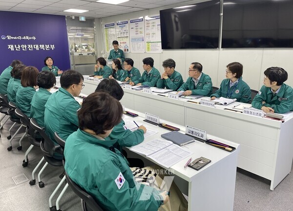 광주시 서구(구청장 김이강)가 지역 내 각종 시설물의 위험요인을 사전에 발굴·개선하기 위해 ‘대한민국 안전대전환, 2024년 집중안전점검’을 실시한다. 