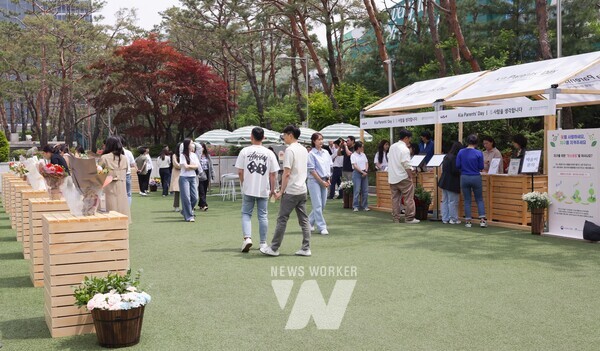 기아(KIA) 연계 ‘가정의 달 맞이 플라워 팝업스토어’ 행사