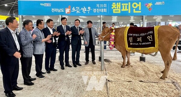 한우경진대회(2023 챔피언)