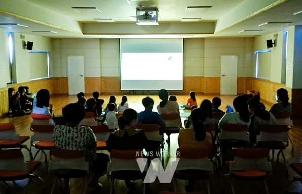 장성군 삼계면 주민자치위원회가 ‘작은 영화관’을 개관했다