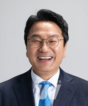 전남대 총동창회, 용봉인 영예대상에 '강기정 시장' 선정