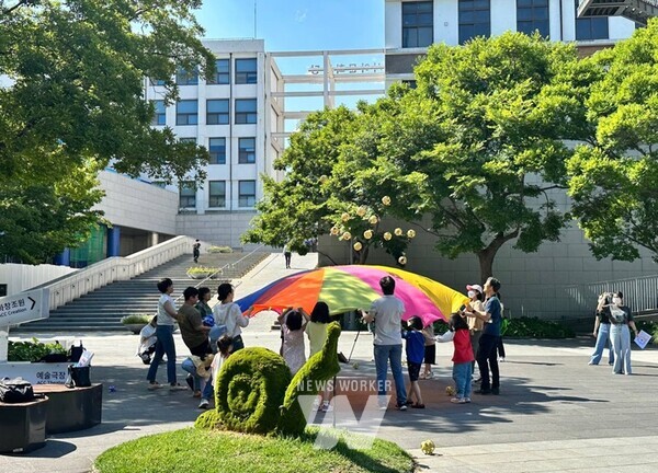 국립아시아문화전당(ACC, 전당장 이강현)이 오는 6~7월 ACC 문화교육실1에서 중앙아시아 전통 놀이를 이해할 수 있는 박물관 교육을 운영한다