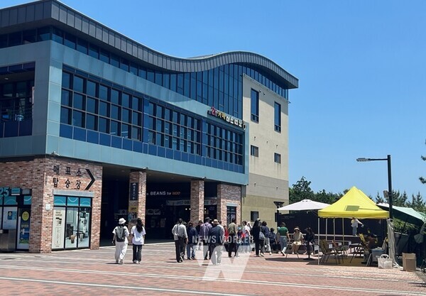 전남 순천시(시장 노관규)는 시민 누구나 행복한 관광 활동을 즐길 수 있게 관광취약계층을 대상으로 지난 29일과 30일 ‘순천시 행복여행 지원사업’을 진행했다