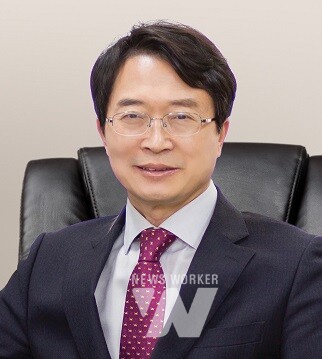 GIST 신소재공학부 이재석 명예교수