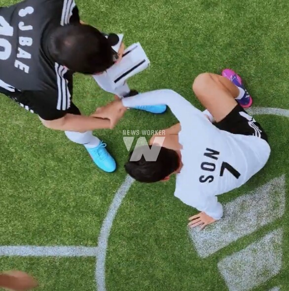 아디다스 홍대 브랜드 센터에서 열린 '손 커밍 데이' 행사에서(유투브 캡쳐)