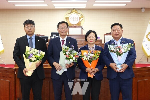 곡성군의회 제9대 후반기 의장단 및 상임위원장 선출