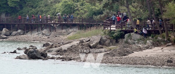 가우도에 많은 관광객들이 방문했다