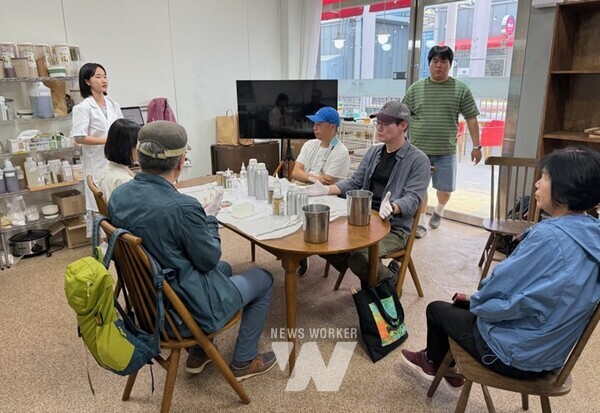 전남 해남군은 예비 귀농귀촌인들이 농촌지역에서 미리 거주하면서 농촌 생활을 체험해 볼 수 있는 ‘해남에서 살아보기’ 프로그램을 운영한다