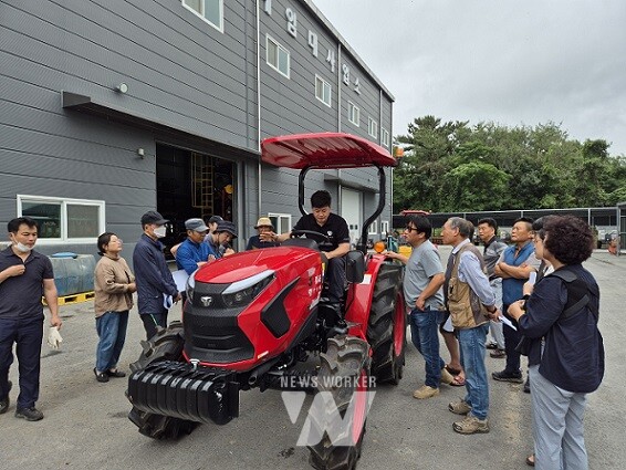 임대용 트랙터 조작 교육