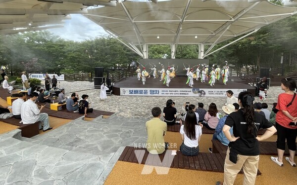 전남 영암군(군수 우승희)이 8/3~4일 월출산기찬랜드 빛찬광장에서 한여름 무더위를 날릴 ‘Hot 썸머 페스티벌’을 개최한다. 