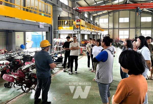 장성군이 최근 ‘장성미래농업대학’ 교육생을 대상으로 농작업 및 농기계 안전교육을 실시했다