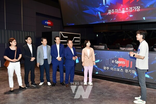 교육문화위원회 현장방문(광주이스포츠경기장)