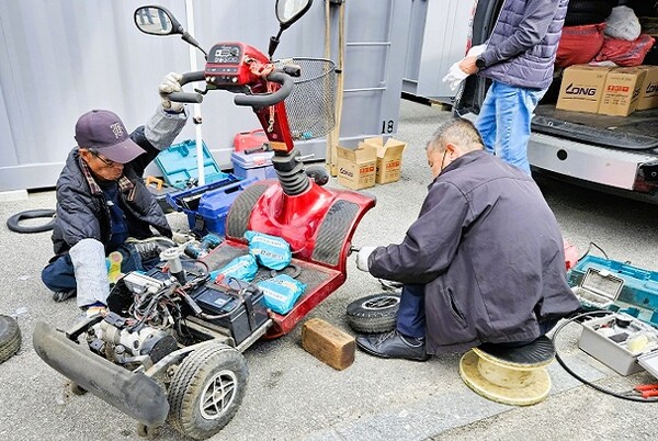 전남 장성군이 교통약자의 활동을 도와주는 기구인 ‘보장구’ 수리비 지원사업을 추진한다고 밝혔다.