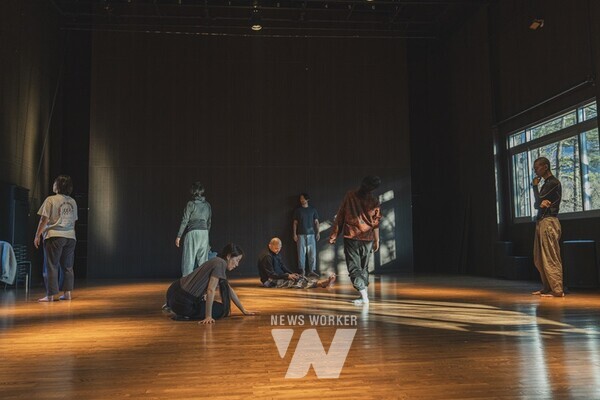 공연예술창작주체 궁리소묻다 '싱귤래리티' 준비 과정 ⓒ궁리소묻다