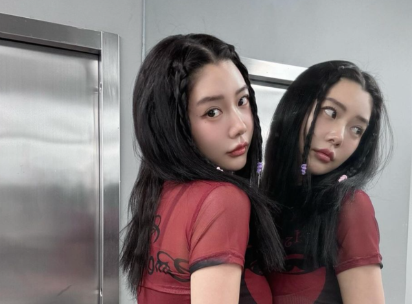 레깅스 시구의 원조 클라라 [사진=클라라 인스타그램]