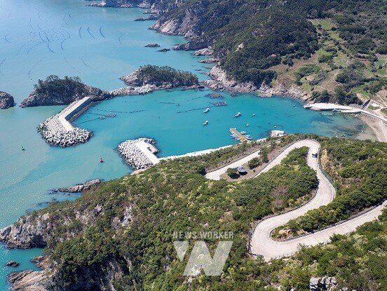 추천관광지- 신안 흑산도 해안일주도로(사리항 칠형제바위)