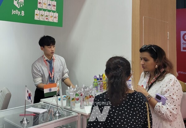 인도 뭄바이 식품박람회 한국관 현장 상담