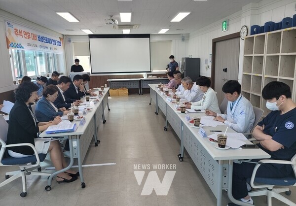 전라남도는 추석 연휴를 앞두고 응급의료 공백 최소화를 위해 응급의료기관인 목포한국병원과 목포중앙병원을 지난 10일 방문해 응급의료 체계를 점검하고 의료 현장의 다양한 의견을 청취했다.