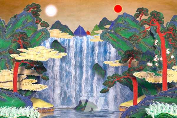 이이남-형상 밖으로 벗어나 존재의 중심에 서다