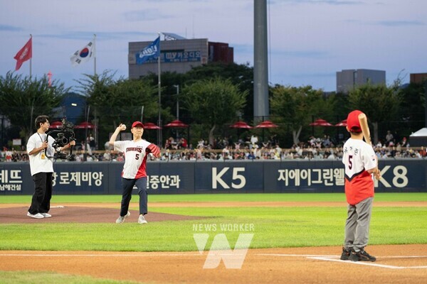 국립아시아문화전당(ACC, 전당장 이강현)은 지난 23일 광주 기아챔피언스필드에서 ‘모두와 함께 소통하는 문화예술의 장’을 주제로 ‘ACC DAY’를 개최했다.