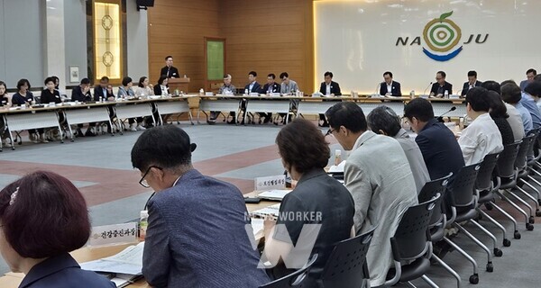 나주시가 2025년도 신규 시책 중 최우수·우수·장려 시책을 선정했다. 사진은 지난 9월 5일 열린 2025년도 신규시책 보고회. (사진제공-나주시)