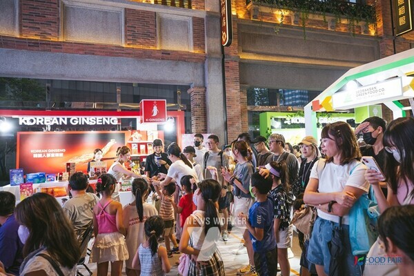 인산인해를 이룬 타이베이 B2C 홍보 행사장