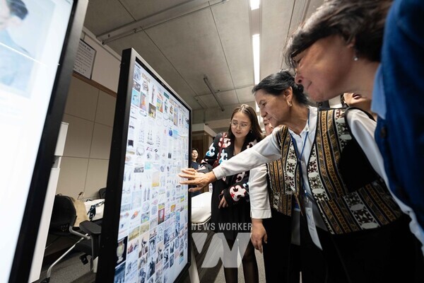 키르기스스탄 디지털 문화자원 관리시스템 관련 이미지 1매2. 키르기스스탄 문화부 및 박물관 관계자 초청연수 개회식 사진 3매. 끝