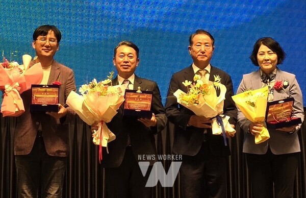 이재태 도의원 전남농공단지협의회 공로패 수상