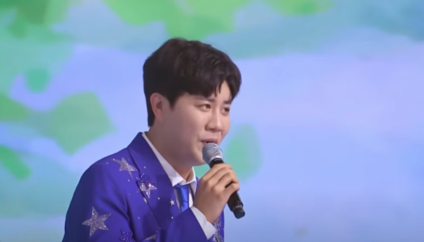 가수 진해성이 부른 남진의 '어머님' 무대 중에서 [사진=미스 앤 미스터 트롯]