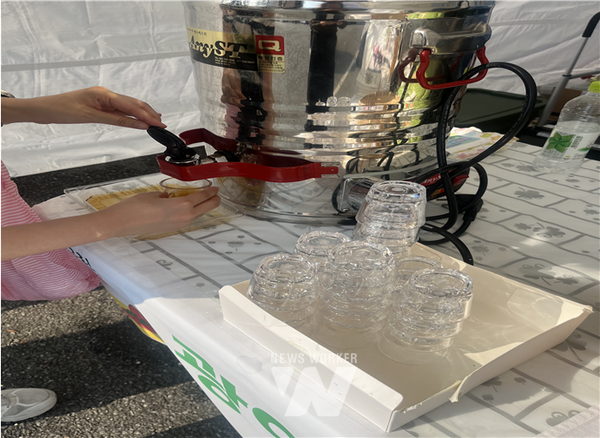 전남 광양시는 지난 8일 열린 ‘제30회 광양시민의 날’ 행사장 내에 다회용기가 공급돼 개수로는 36,000개, 총 4,917kg의 일회용기 폐기물을 줄이는 효과를 냈다