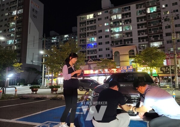 전남 광양시는 고액 체납자의 압류 차량을 대상으로 강제 견인과 공매를 실시해 지방세 및 세외수입 체납세액 징수에 박차를 가하고 있다